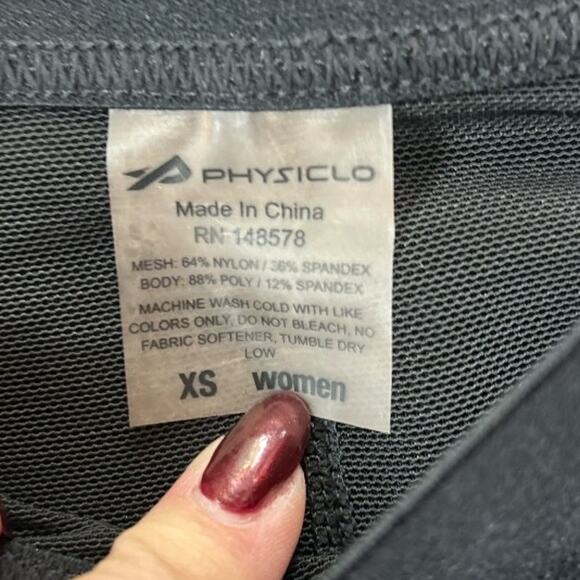 NWT $110 Physiclo Pro Resistance Capris for Women - Black Size XS - Picture 12 of 12